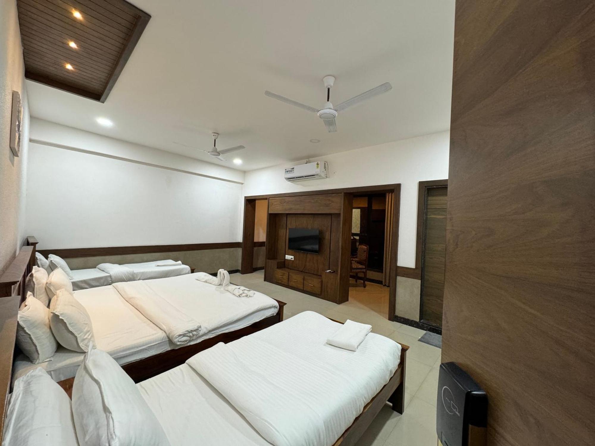 Hotel Tirth By Sonu'S Ujjain Rom bilde